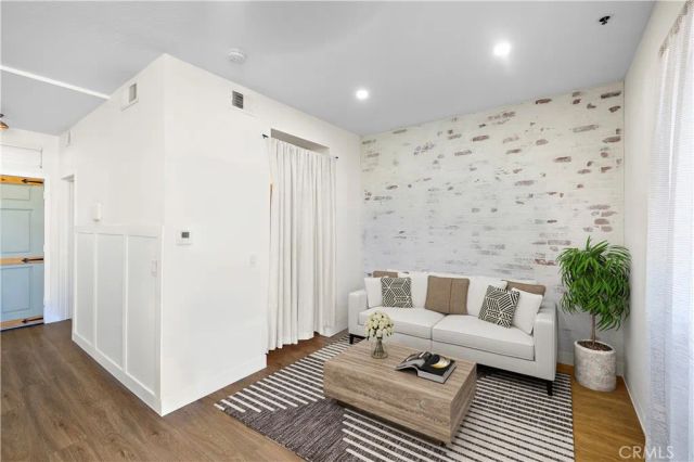 20301 Bluffside 313, Huntington Beach, CA 92646