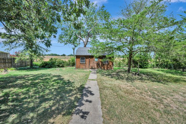 408 Chimney Hill Circle, Mansfield, TX 76063