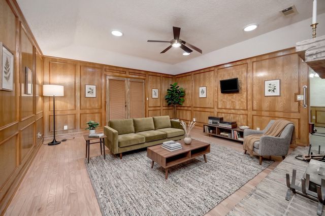 408 Chimney Hill Circle, Mansfield, TX 76063