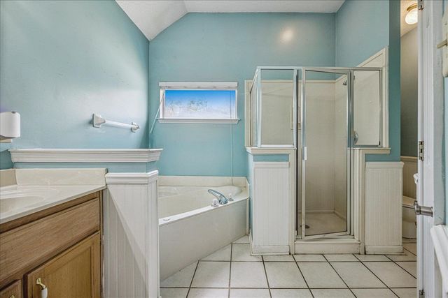 6850 CADES BROOK DR, Millington, TN 38053