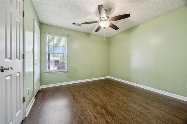 6850 CADES BROOK DR, Millington, TN 38053
