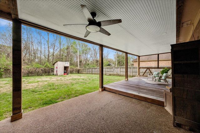 6850 CADES BROOK DR, Millington, TN 38053