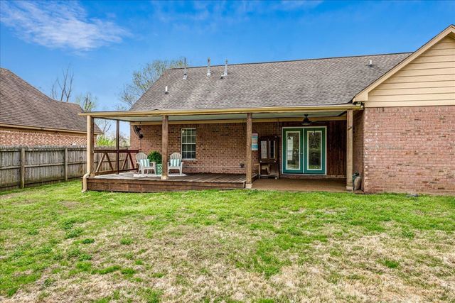 6850 CADES BROOK DR, Millington, TN 38053