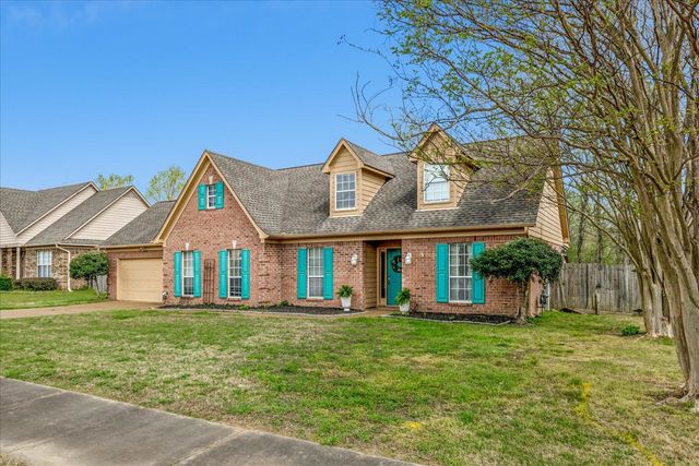 6850 CADES BROOK DR, Millington, TN 38053