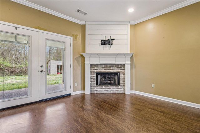 6850 CADES BROOK DR, Millington, TN 38053
