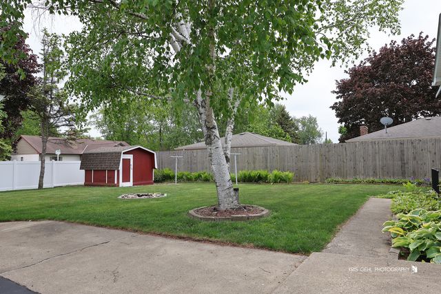 539 Thompson Avenue, Winthrop Harbor, IL 60096