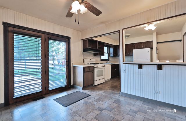 539 Thompson Avenue, Winthrop Harbor, IL 60096