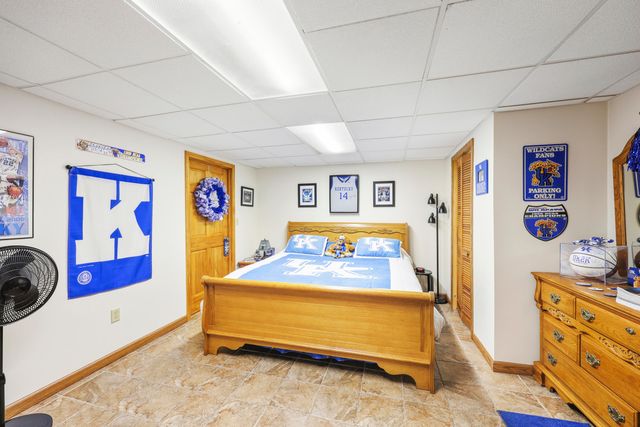 111 W North Street, Carlisle, KY 40311