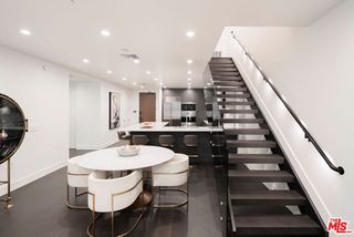 724 N Croft Avenue 108, Los Angeles, CA 90069