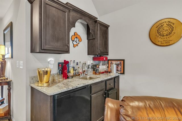 14477 S Hudson Avenue, Bixby, OK 74008