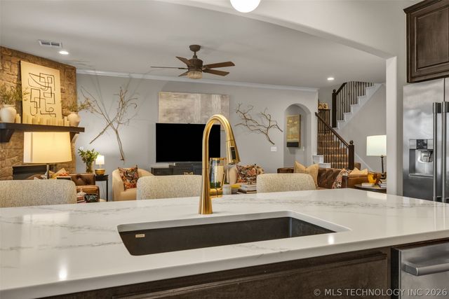 14477 S Hudson Avenue, Bixby, OK 74008