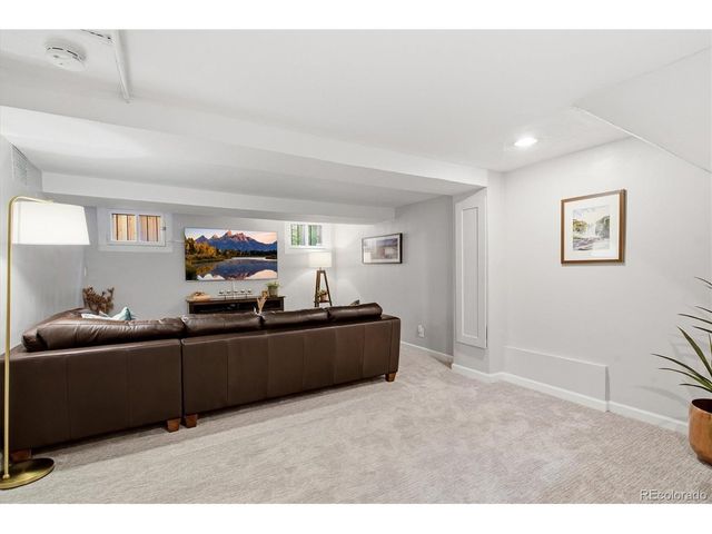 968 Madison St, Denver, CO 80206