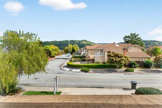 757 Salt Lake Drive, San Jose, CA 95133