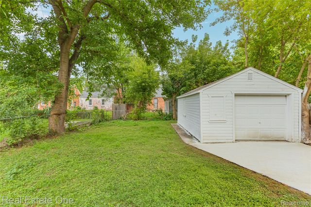 15346 Fielding Street, Detroit, MI 48223