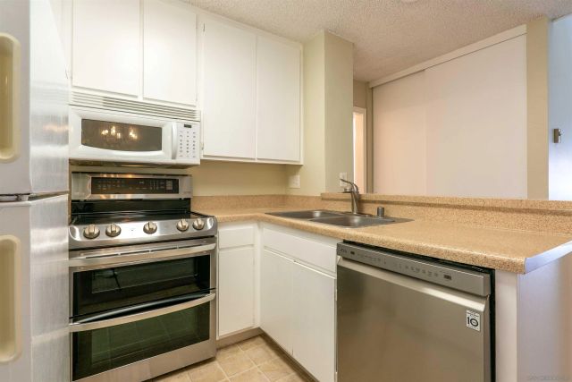 1855 Diamond St 301, San Diego, CA 92109