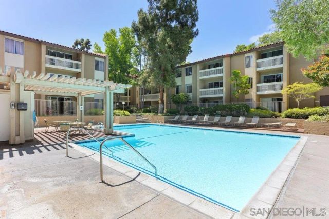 1855 Diamond St 301, San Diego, CA 92109