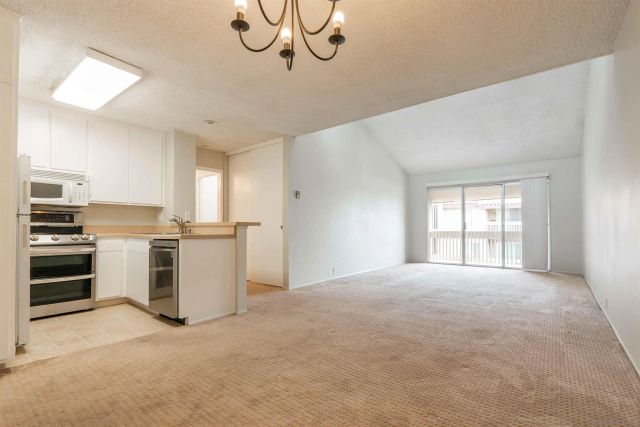 1855 Diamond St 301, San Diego, CA 92109