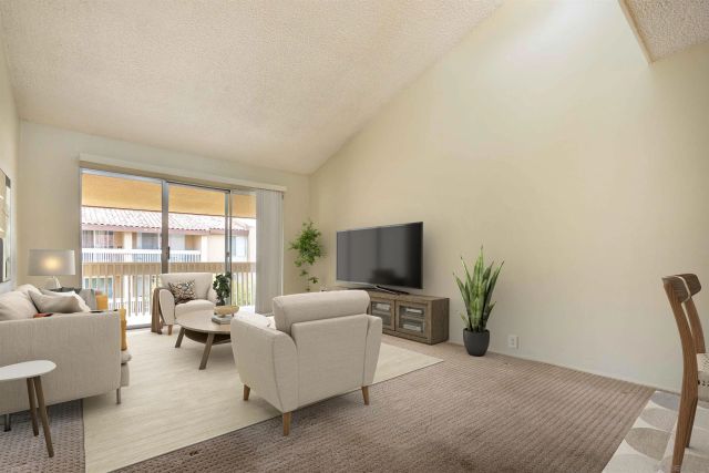 1855 Diamond St 301, San Diego, CA 92109