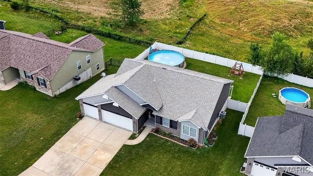 529 Austin Drive, Truesdale, MO 63380
