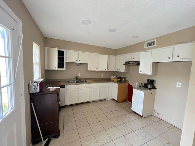 7140 S Dairy Ashford Road, Houston, TX 77072