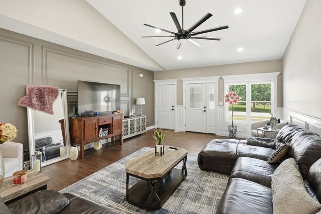 1519 E 177th Court, Lowell, IN 46356