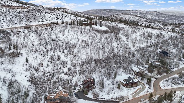 7091 STAGECOACH DR # 227, Park City, UT 84098