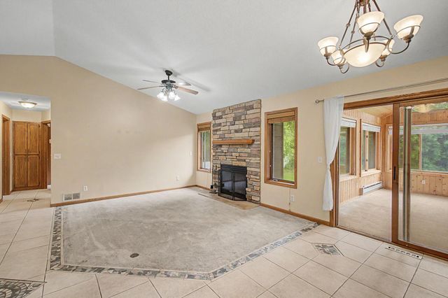 12225 60th Place N, Plymouth, MN 55442