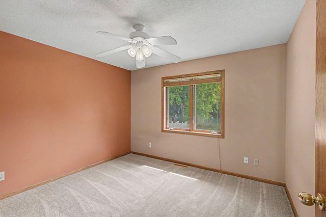 12225 60th Place N, Plymouth, MN 55442