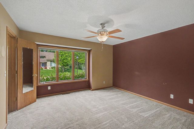 12225 60th Place N, Plymouth, MN 55442