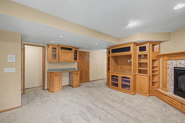 12225 60th Place N, Plymouth, MN 55442