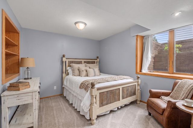 12225 60th Place N, Plymouth, MN 55442
