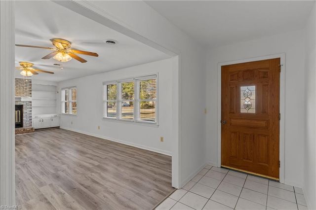 566 Palmer Drive, Southport, NC 28461