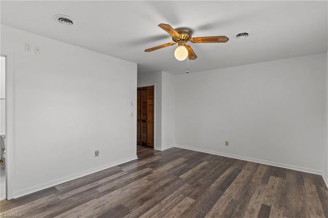 566 Palmer Drive, Southport, NC 28461