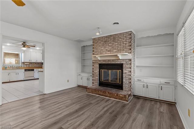 566 Palmer Drive, Southport, NC 28461