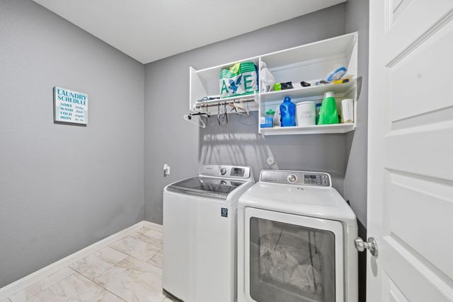 1914 Creekside Park Drive, Pearland, TX 77089