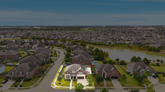 1914 Creekside Park Drive, Pearland, TX 77089