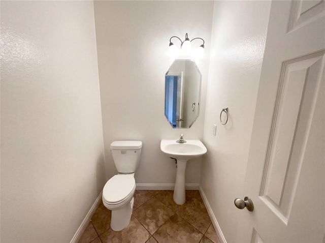 128 Inman DR, Hutto, TX 78634