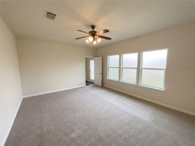 128 Inman DR, Hutto, TX 78634