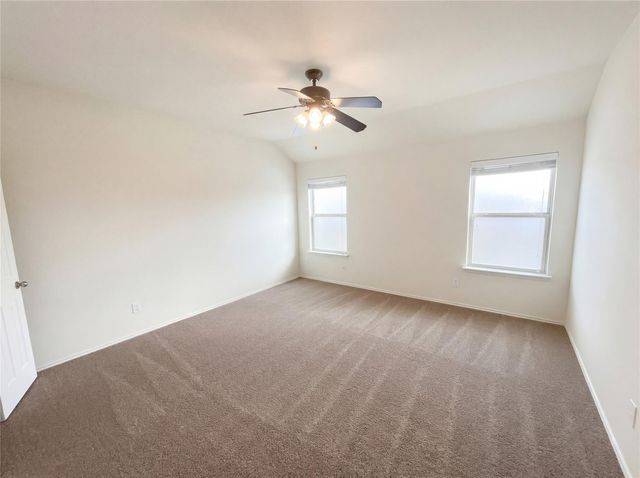 128 Inman DR, Hutto, TX 78634