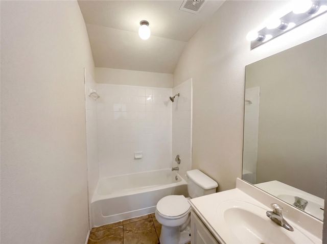 128 Inman DR, Hutto, TX 78634