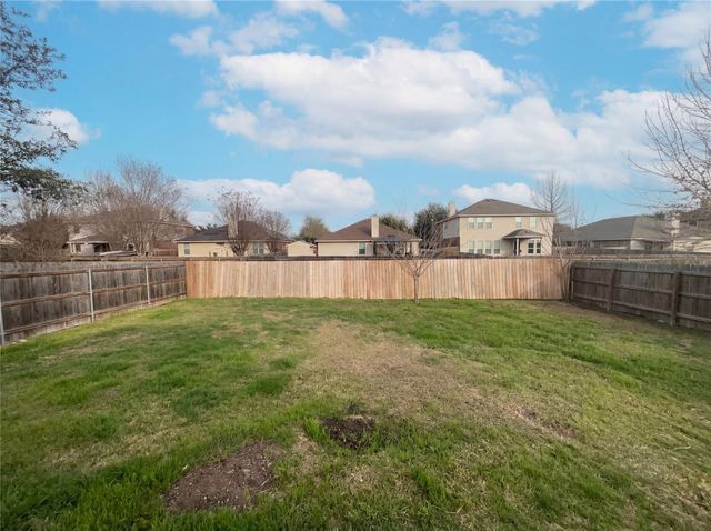 128 Inman DR, Hutto, TX 78634