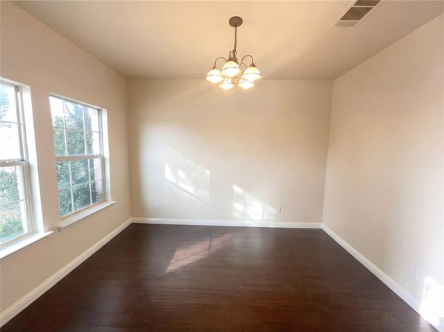 128 Inman DR, Hutto, TX 78634