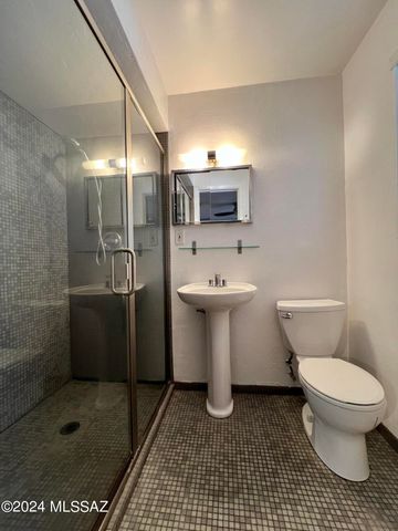 5425 E 6Th Street, Tucson, AZ 85711