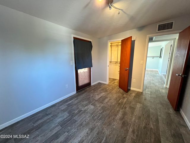 5425 E 6Th Street, Tucson, AZ 85711