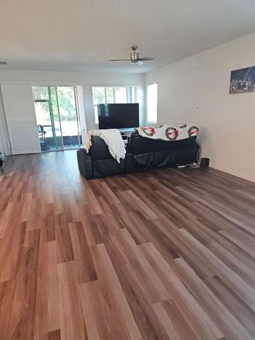 404 DARCY BLUFF PLACE, Valrico, FL 33594