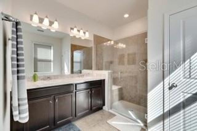 404 DARCY BLUFF PLACE, Valrico, FL 33594