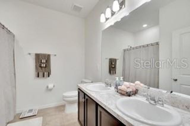 404 DARCY BLUFF PLACE, Valrico, FL 33594