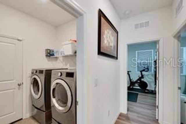 404 DARCY BLUFF PLACE, Valrico, FL 33594