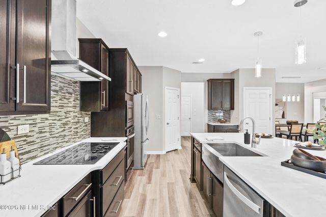 850 LAUREL VALLEY Drive, Orange Park, FL 32065