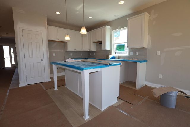 7939 Collins Drive, Reynoldsburg, OH 43068